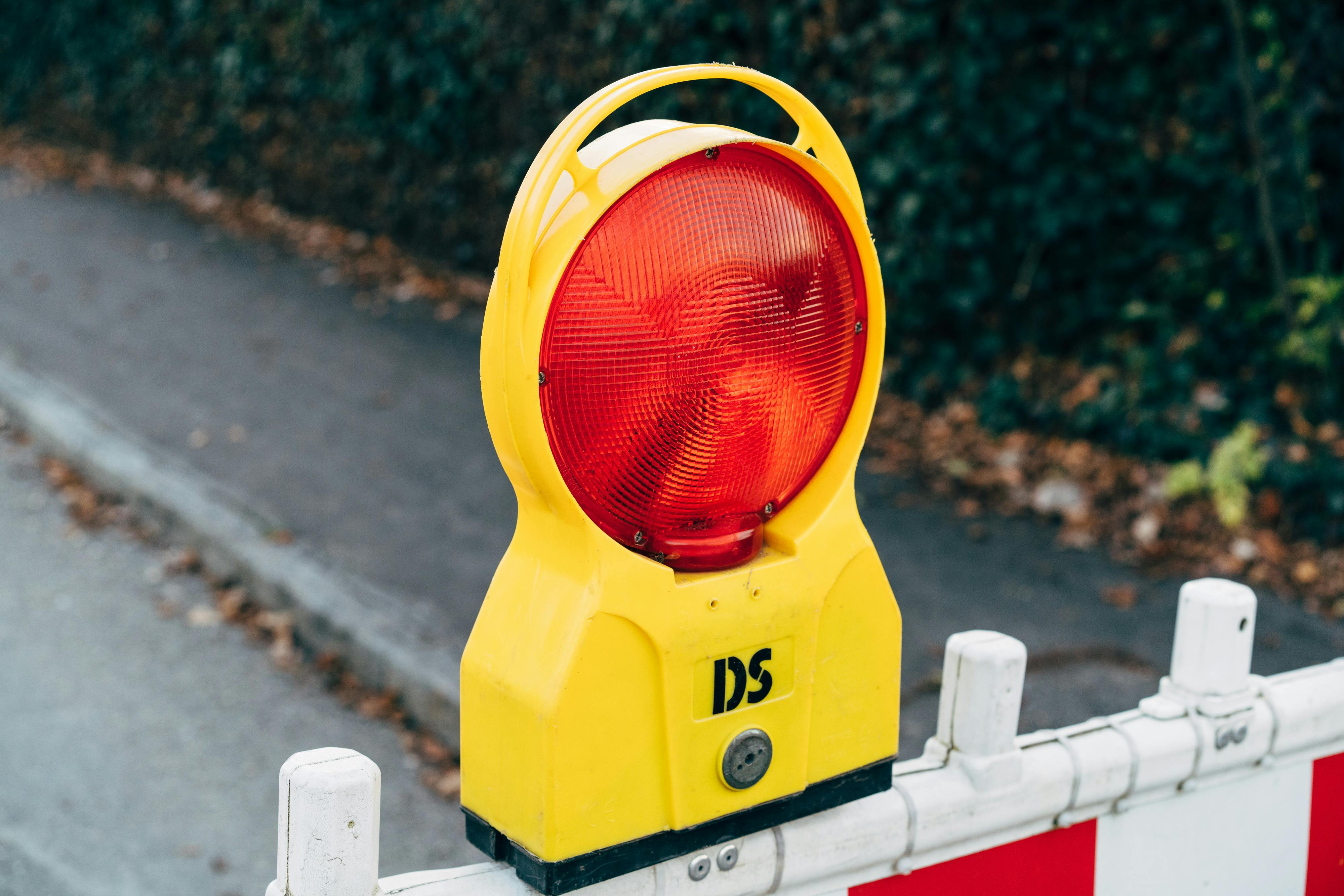Les matériaux réfléchissants et la sécurité routière nocturne